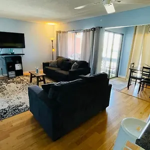 https://cute-budget-friendly-2b-1b-in-the-heart-of-destin.hotels-destin.com